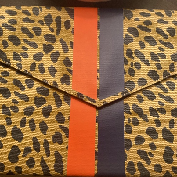 NWOT [Stella & Dot] Leopard Orange/Navy Striped Magnetic Oversized Clutch/Wallet - Picture 5 of 13